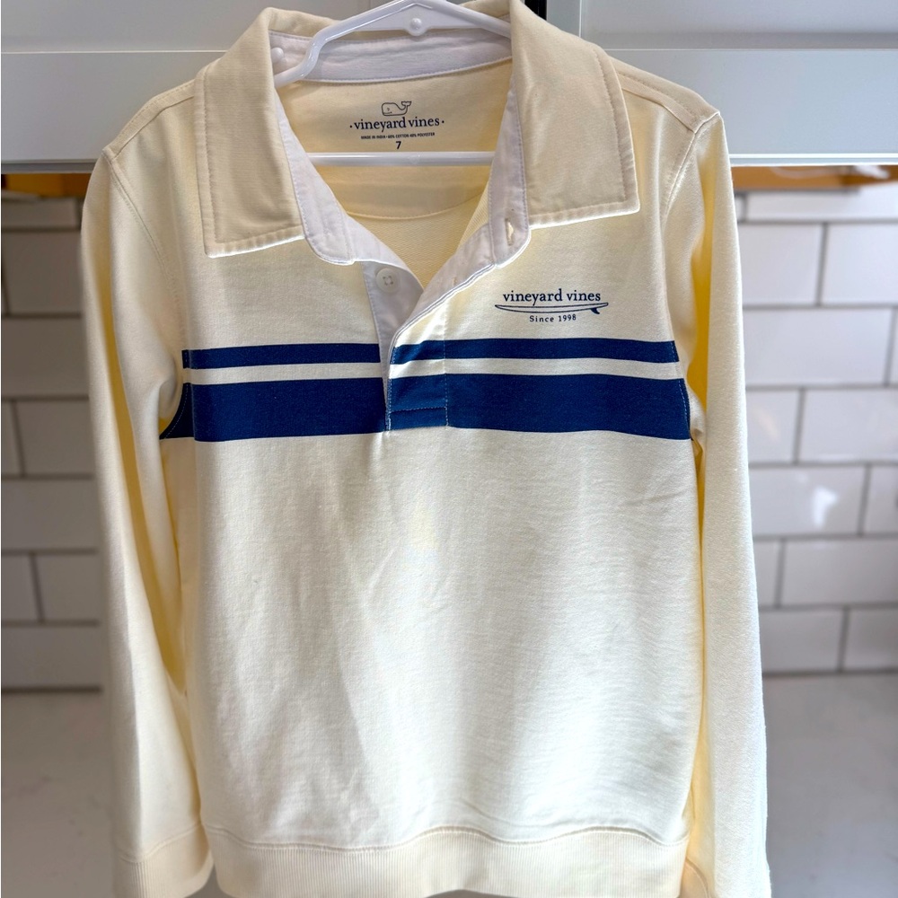 Vineyard Vines Top